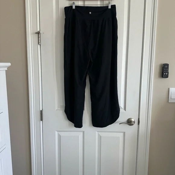 HALARA Wide-Leg Pants NWT - Picture 2 of 8